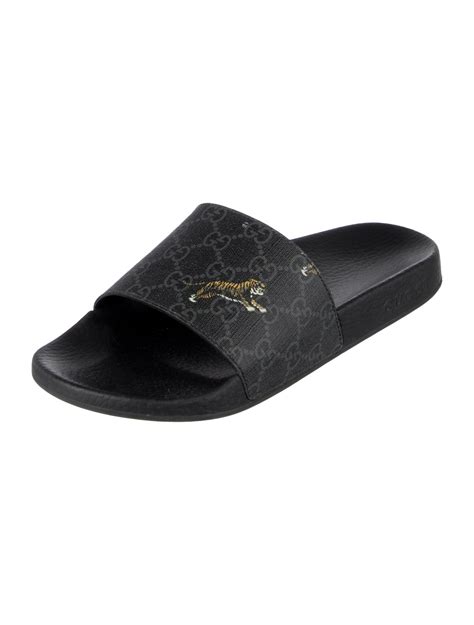 gucci gg logo slides